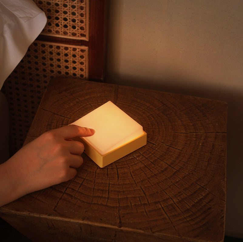 HBK HBKKGD -01 Toggle Night Light (Yellow)