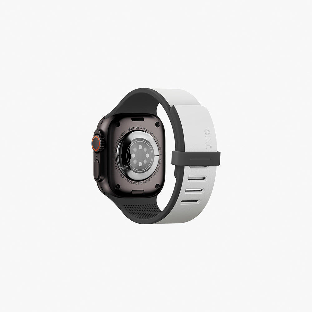 Uniq Revix IV 49/46/45/44 Mist Grey/Black Reversible Magnetic Apple Watch Strap